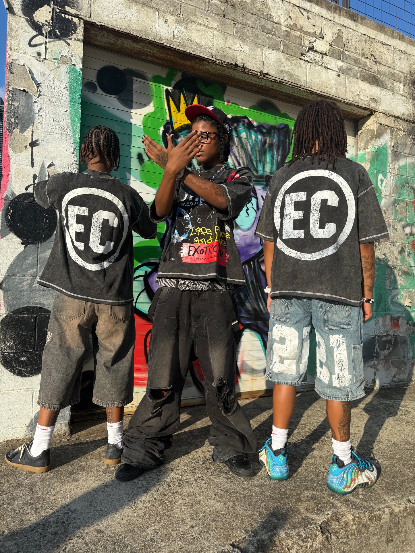 www.exotic T-shirt