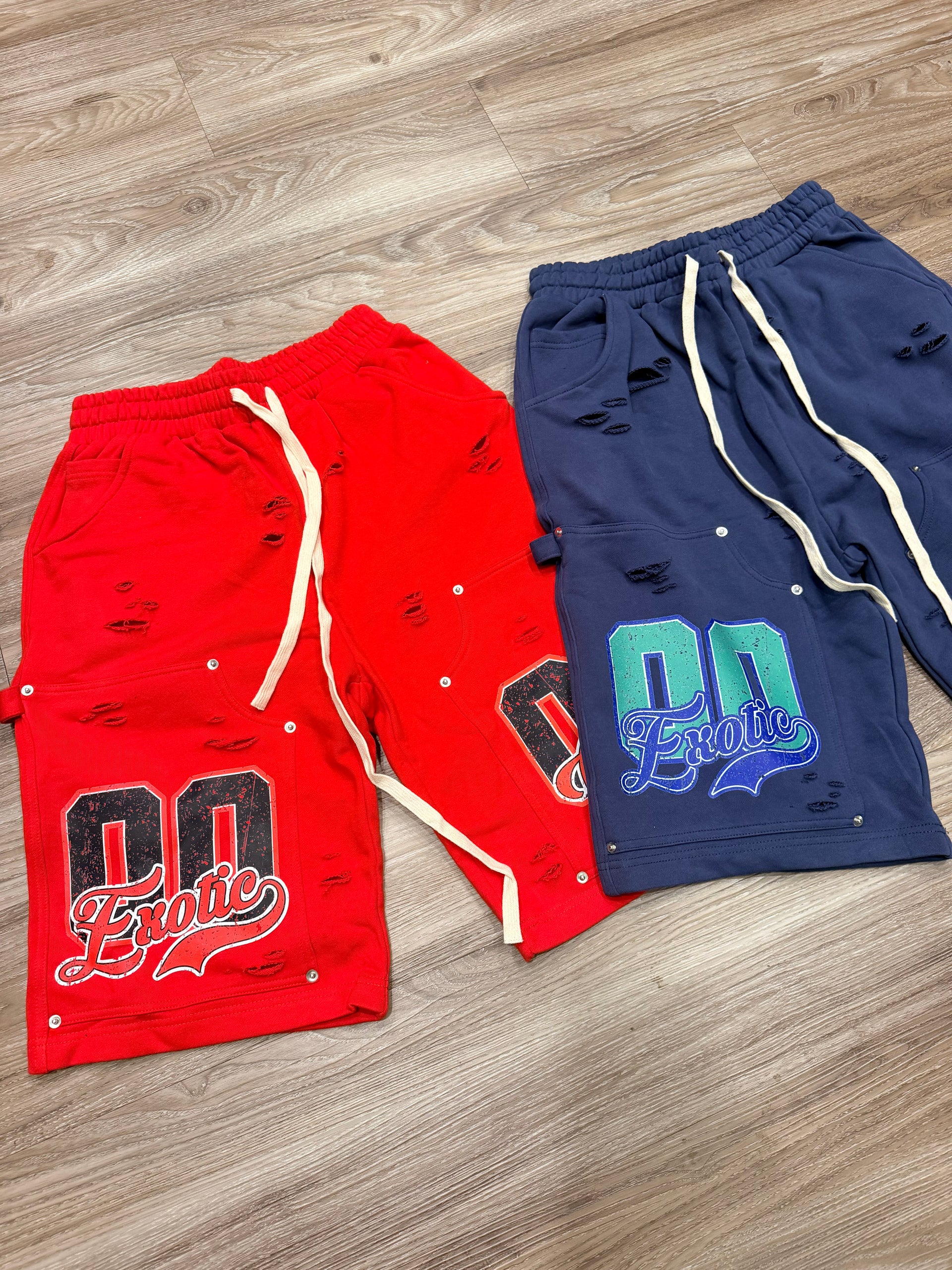00’ Shorts